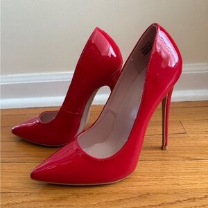 Elizabet Tang Red Stiletto Heels